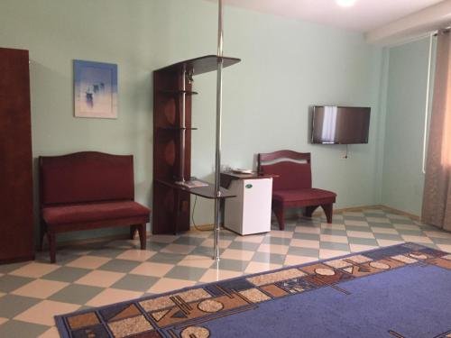 Энгельс: Edelveis Hotel