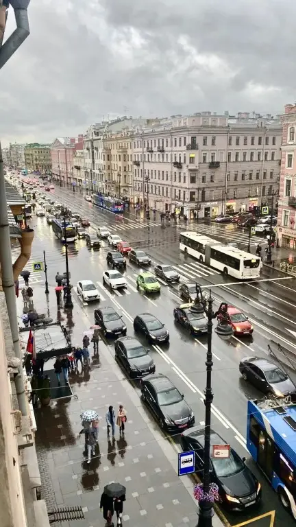 Квартира Большая 3-х комнатная Невский 51 — фото 1