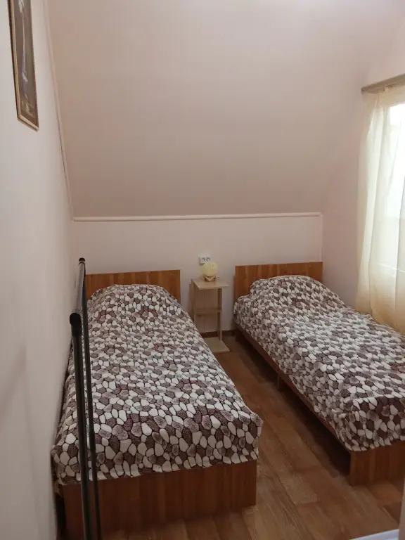 Кучугуры: Меблированные комнаты Уютные Рядом с Пляжем