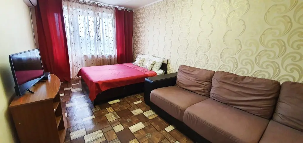 Балаково: Dve podushki na Lenina