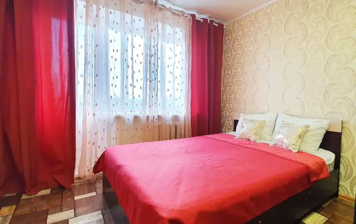Балаково: Dve podushki na Lenina