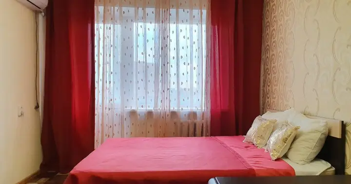 Балаково: Dve podushki na Lenina