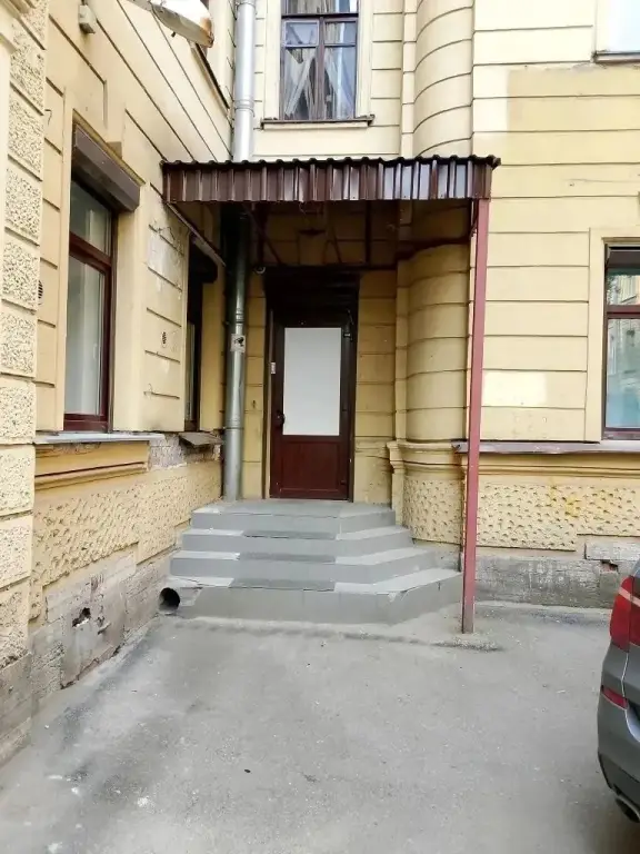 Санкт-Петербург: Отель ИЮНЬ на Загородном