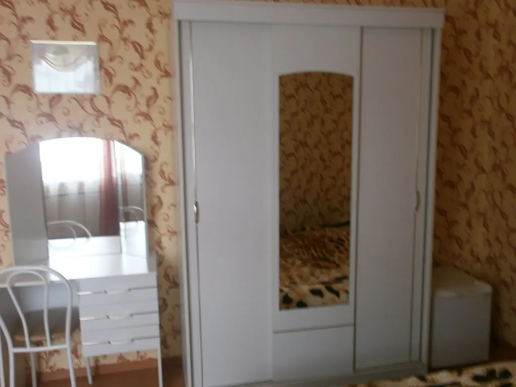 Бердск: Меблированные комнаты Кристалл