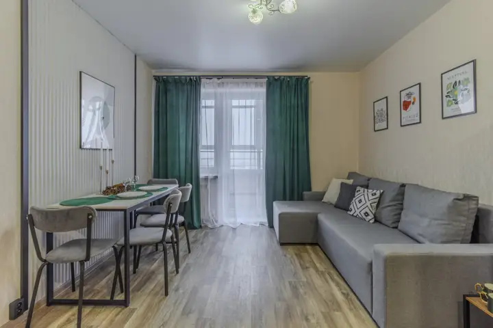 Berezovka: Vegas apartments на улице Профинтерна 26