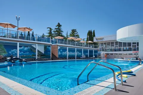 Апартаменты с балконом в Lavicon Отель Фрегат Адлер 4* — фото 1