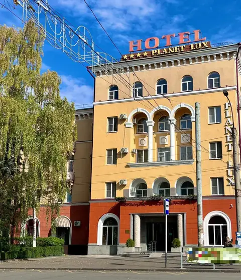 Отель Планета Люкс — фото 1