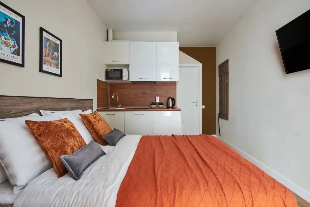 Сочи: Апартаменты Red Apartments Роз Дель Мар Янтарь