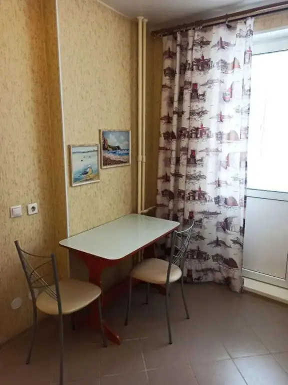 Кемерово: Апартаменты на проспекте Шахтёров, 62А