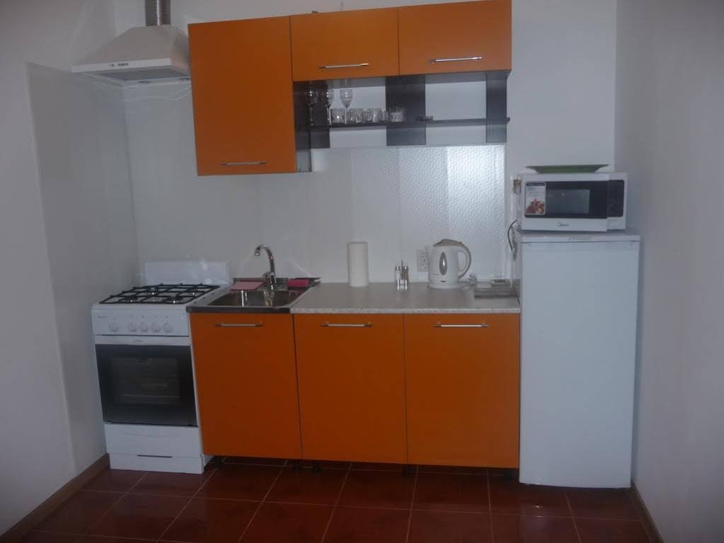Таганрог: Apartments on Italyansky Pereulok