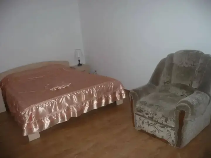 Таганрог: Apartments on Italyansky Pereulok