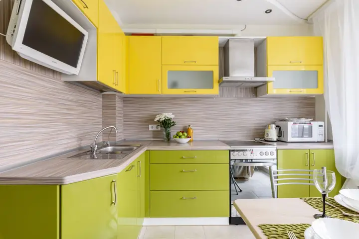 Санкт-Петербург: Жилое помещение Современный лайм