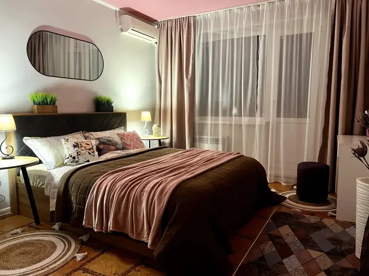 Волгодонск: Апартаменты на проспекте Мира