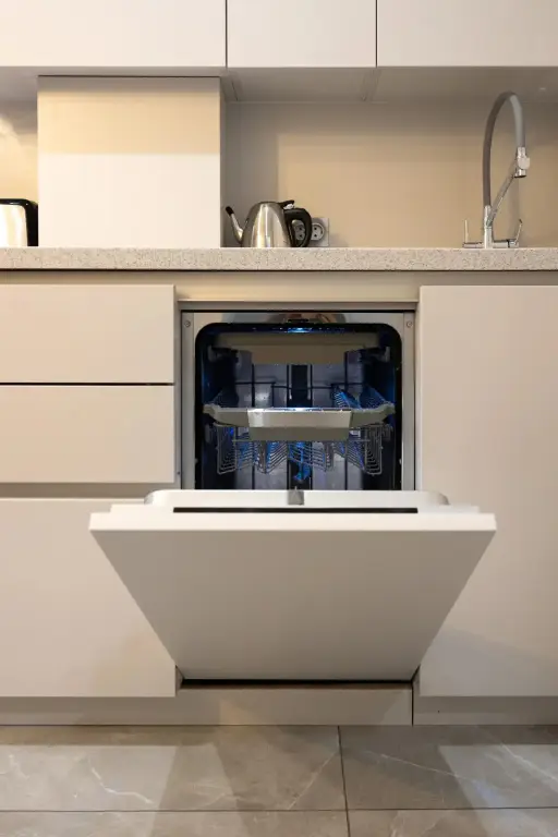 Калининград: LovelyHome 39 на улице Сержанта Мишина 81 корпус 3