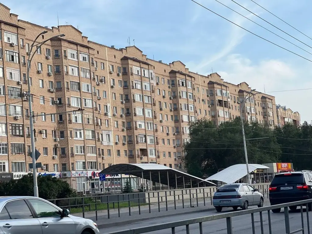 Волгодонск: Апартаменты на проспекте Строителей 2