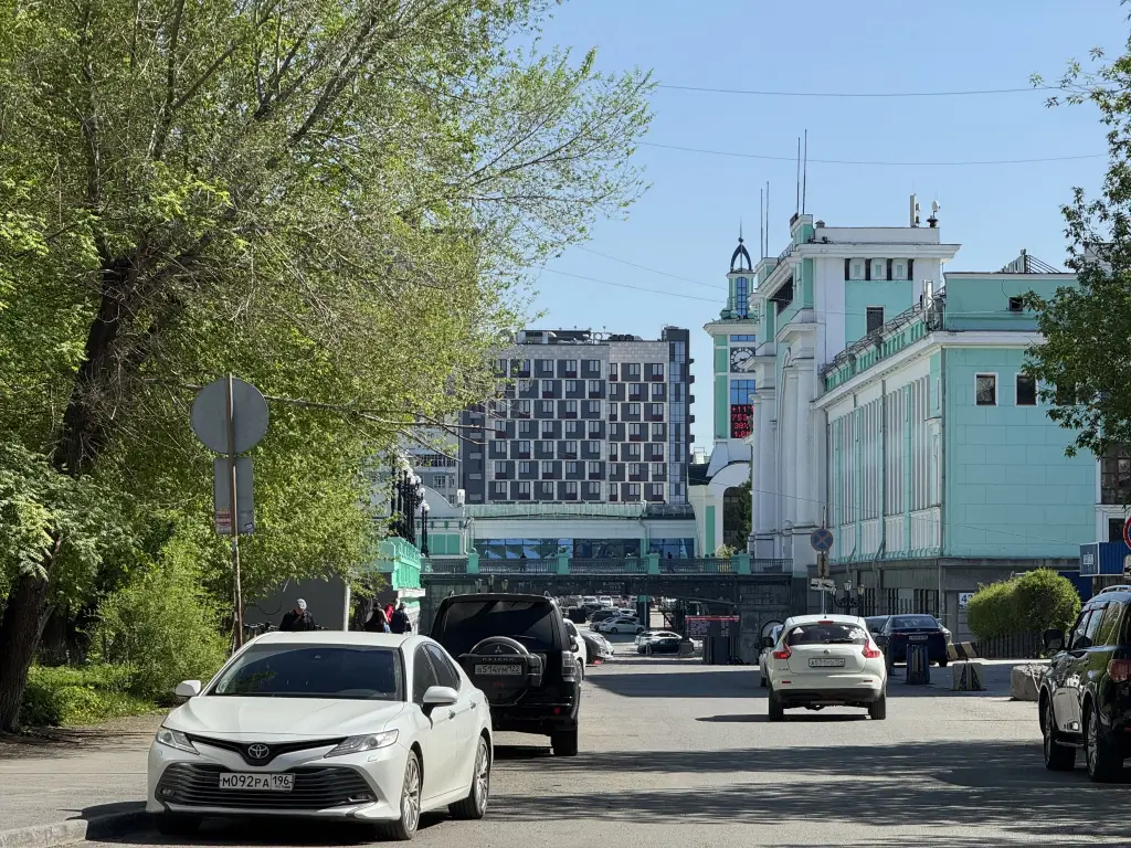 Новосибирск: Квартира Светлая однушка в Атмосфера Сна с качелью в 2 мин. пешком от ЖД Вокзала