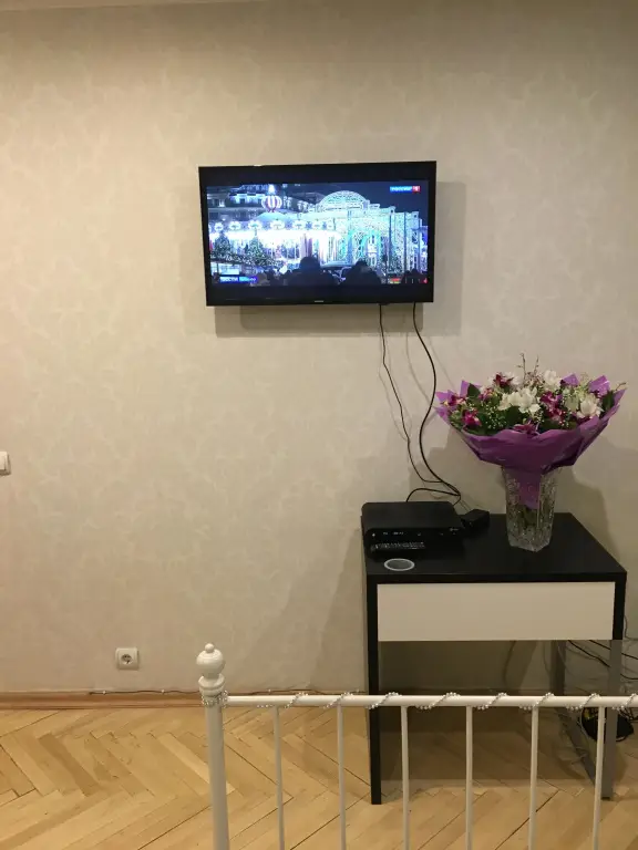 Москва: Квартира с большой лоджией
