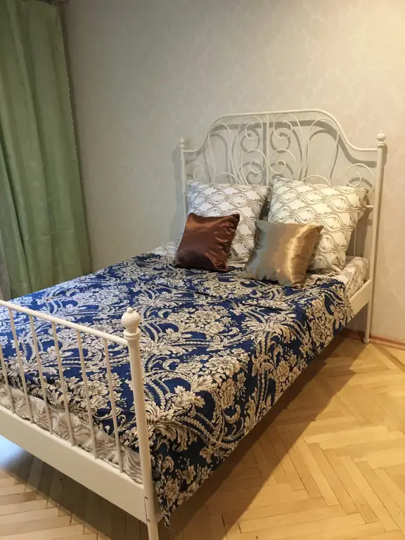 Москва: Квартира с большой лоджией