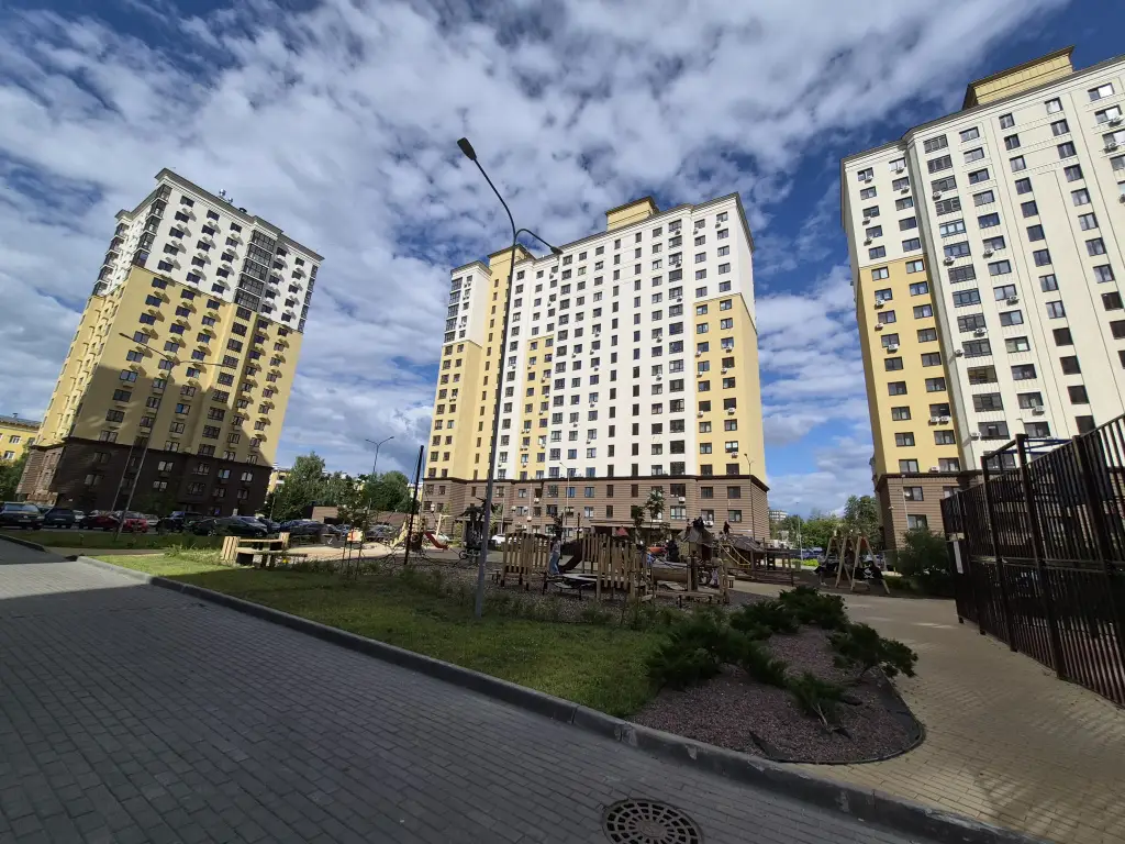 Нижний Новгород: Апартаменты Чайка House на 50 лет Победы 8