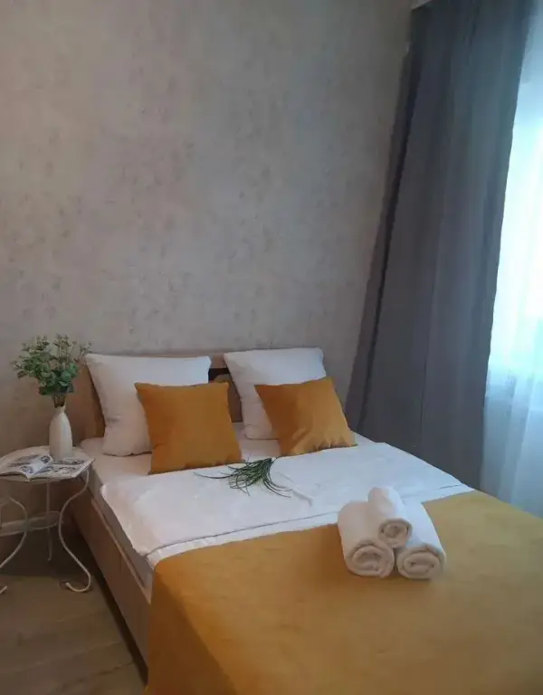Курск: Апартаменты студия на Хуторской улице 4
