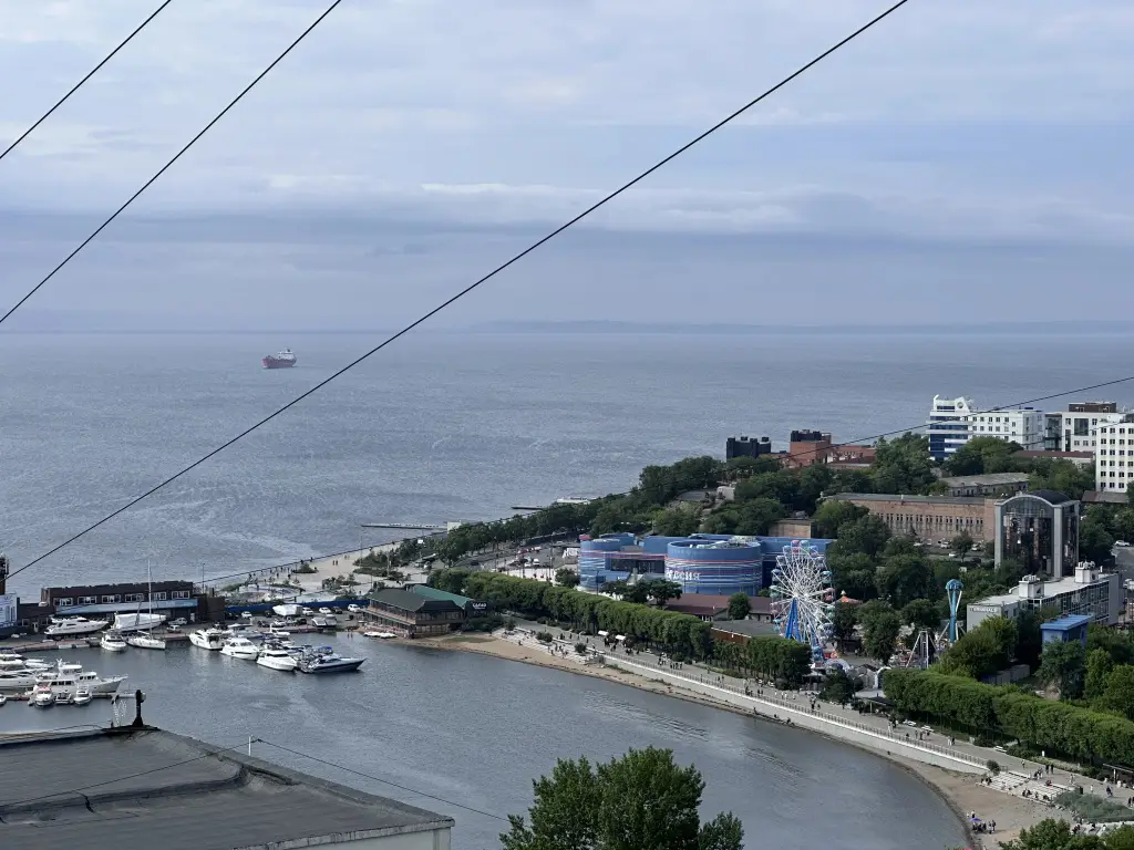 Квартира 2х комнатная в центре Владивостока с видом на Набережную — фото 1