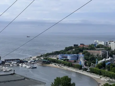 Квартира 2х комнатная в центре Владивостока с видом на Набережную — фото 1