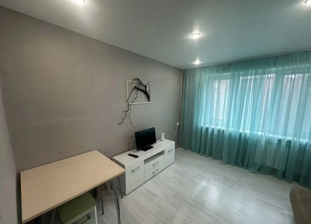 Красноярск: Квартира на Курчатова 6