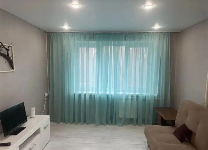 Красноярск: Квартира на Курчатова 6