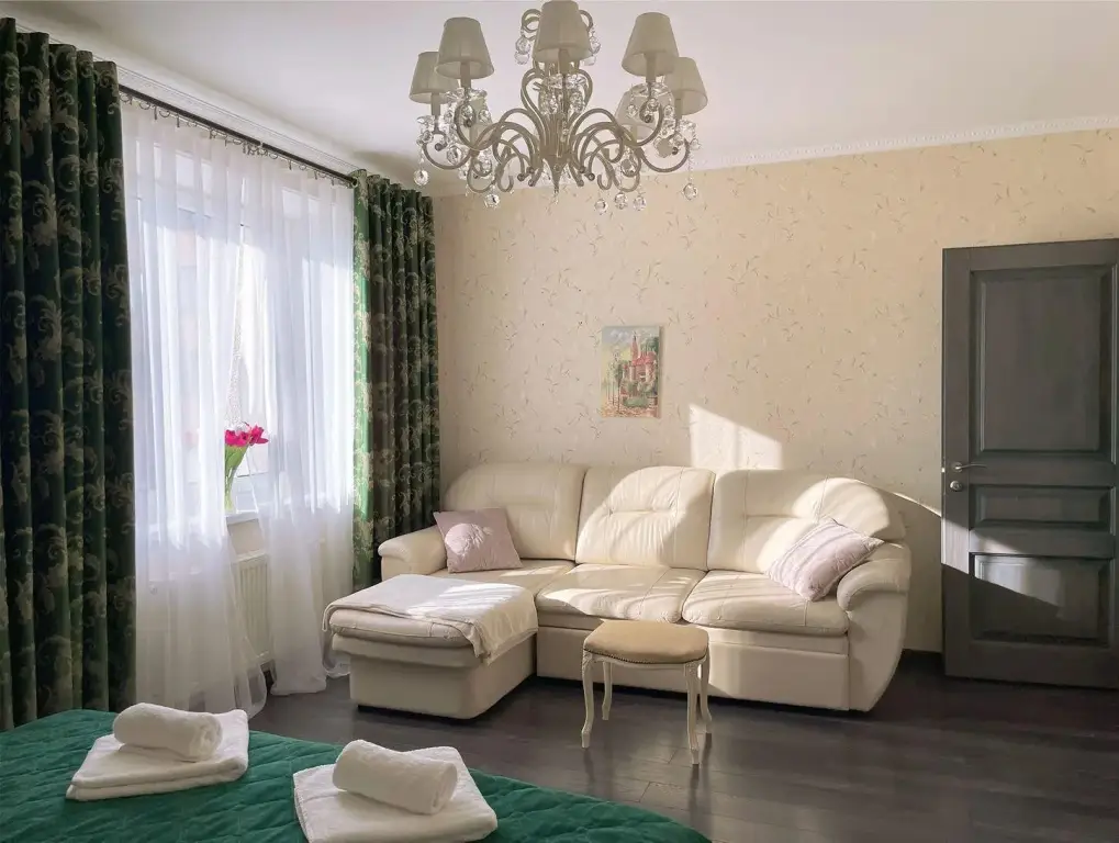 Калининград: Апартаменты на Курганской, 3