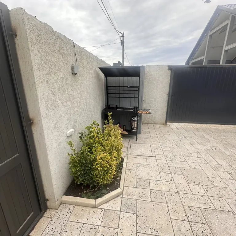 Каспийск: Частный дом Коттедж у моря Grey House