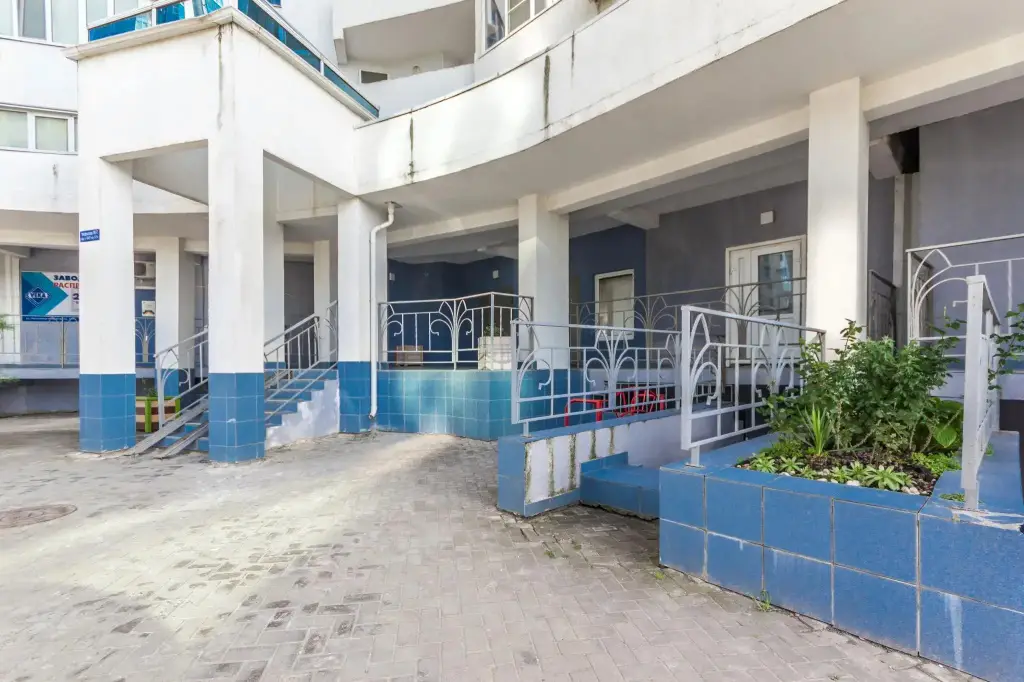Апартаменты ApartGroup на улице Кубанская Набережная 31/1 — фото 1