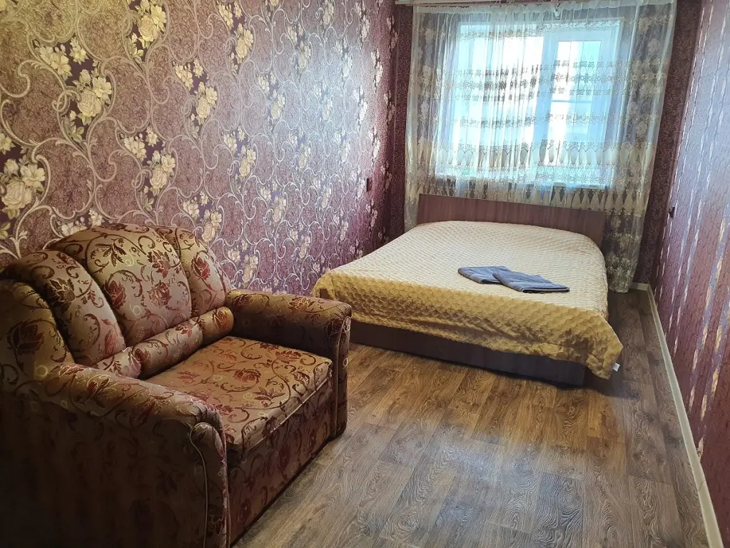 Петропавловск-Камчатский: Квартира 2-комнатная Толстого 1 на 4 этаже вид на вулканы