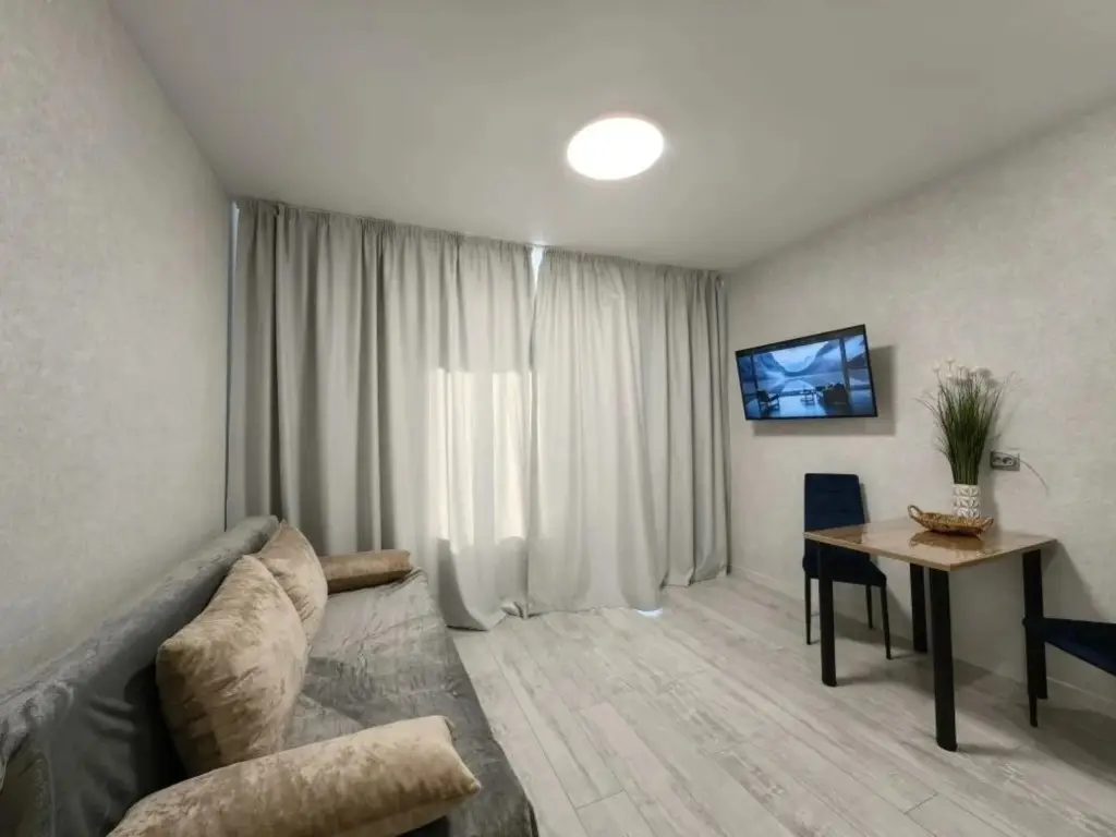 Апартаменты Like Home Недалеко от Завода Звездочка — фото 1