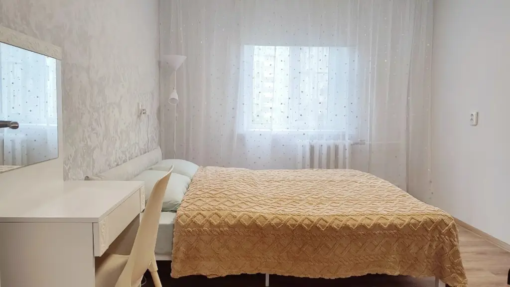 Сыктывкар: Квартира Двухкомнатная с балконом