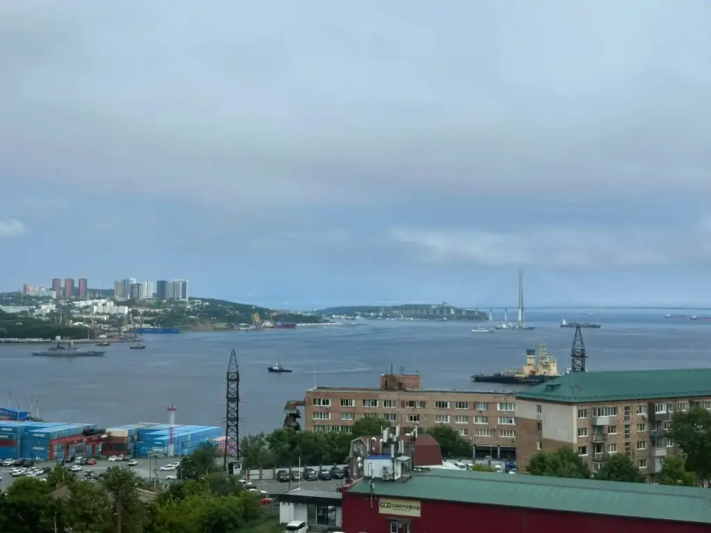 Владивосток: Квартира Просторная с видом на море