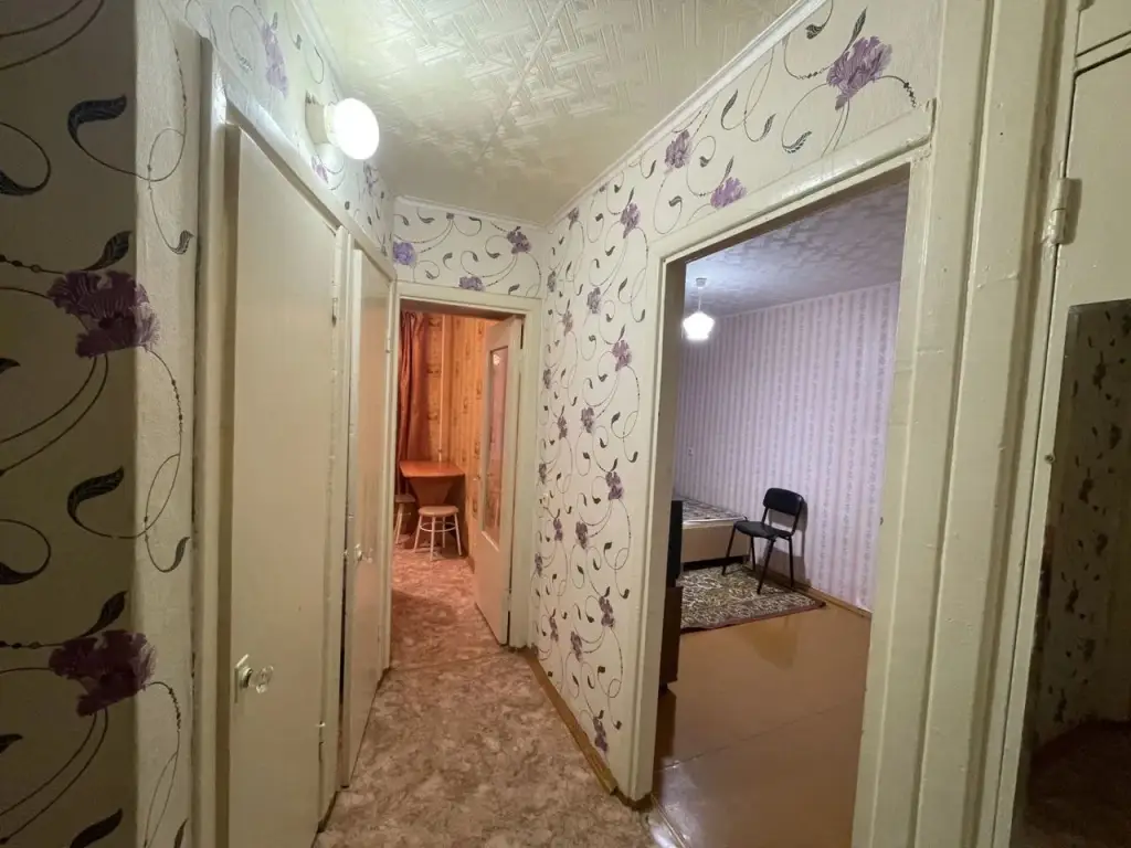 Североуральск: Квартира Двухкомнатная на Ватутина 22