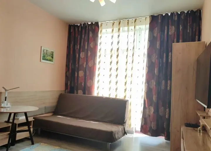 Екатеринбург: Апартаменты 2-кoмнaтные пoсутoчно