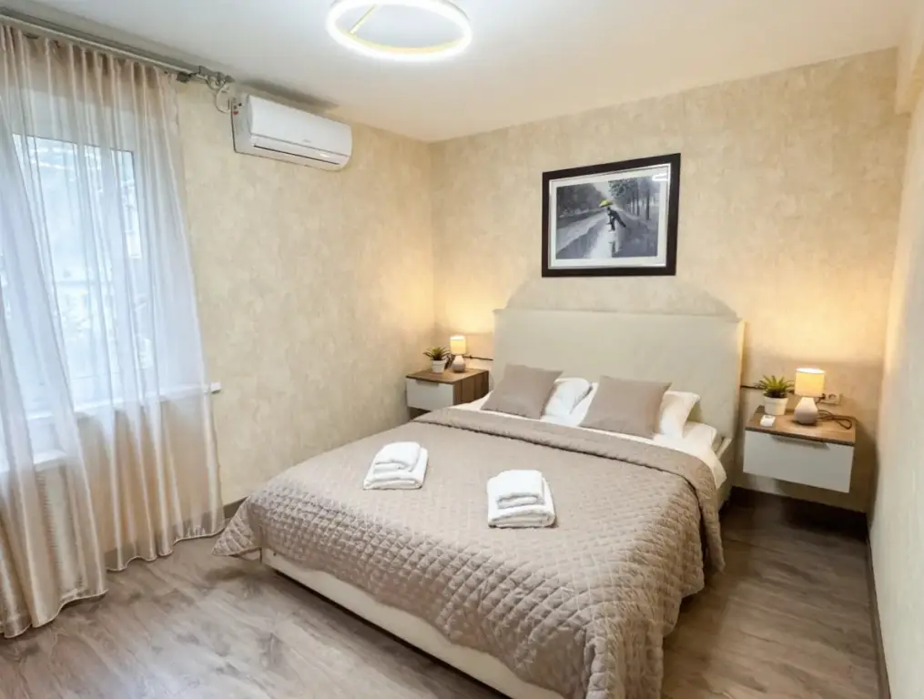 Апартаменты Sun City у парка Ривьера на Красноармейской улице — фото 1