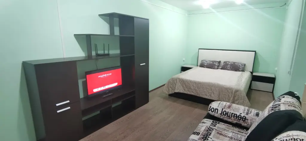 Иркутск: Квартира на Байкальской 408
