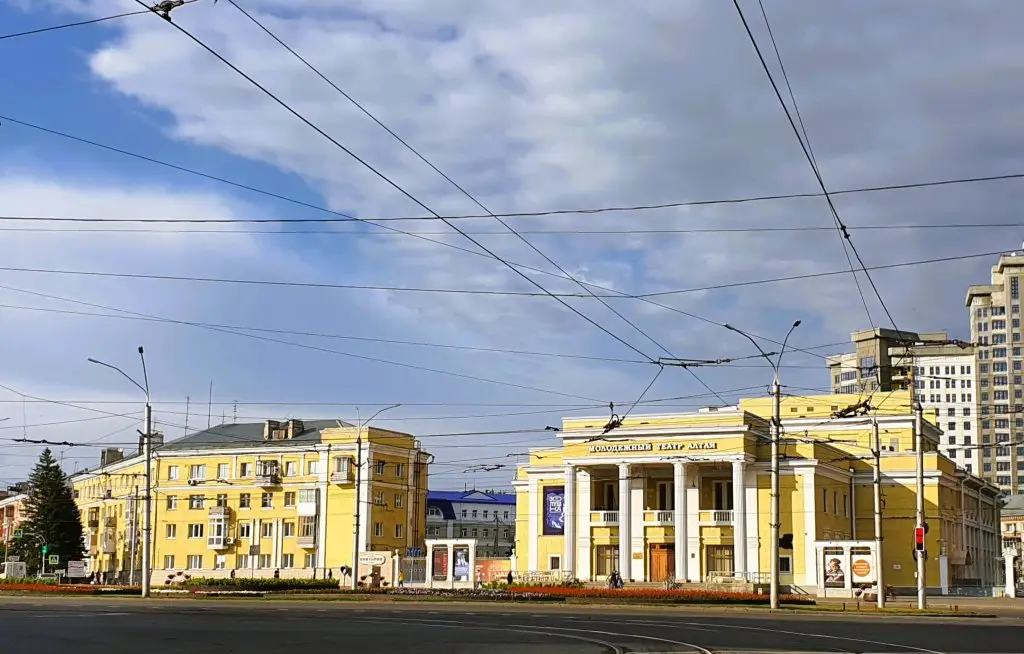 Барнаул: Квартира-22 на улице Профинтерна