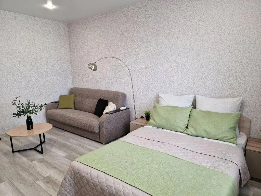 Барнаул: Apartments on Partizanskaya Street