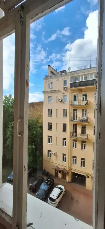 Санкт-Петербург: Квартира в историческом центре Петербурга