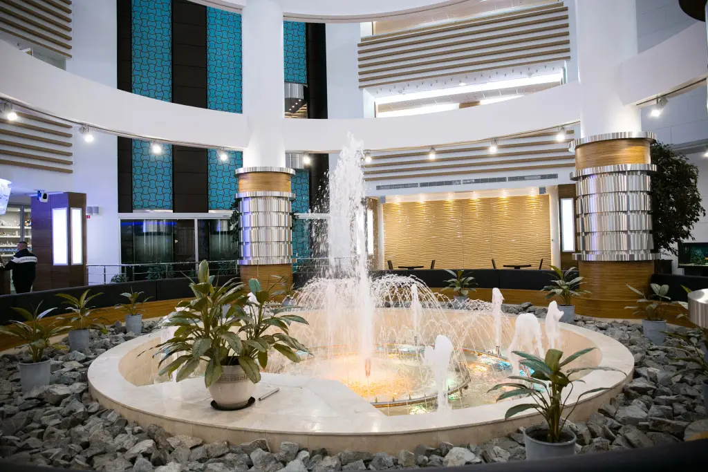 carousel image 3
