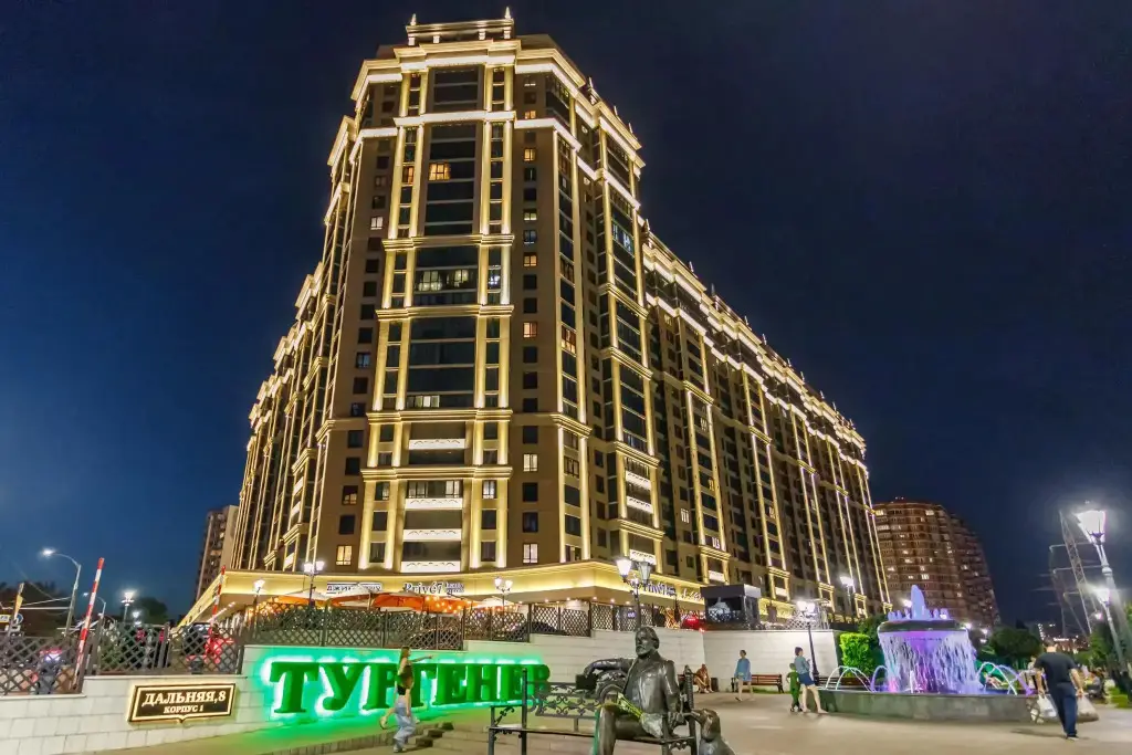 Элитные евро трехкомнатные апартаменты в ЖК ТУРГЕНЕВ с видом на город — фото 1