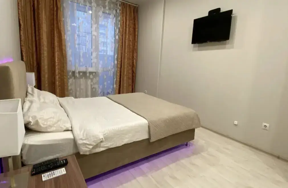 Апартаменты Квартирагубер на улице им. Героя Яцкова И.В 1/10 — фото 1