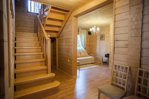 Алекка: Gostevoy Kompleks Prestizh