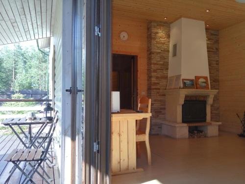 Матросы: Khvoyny Guest House