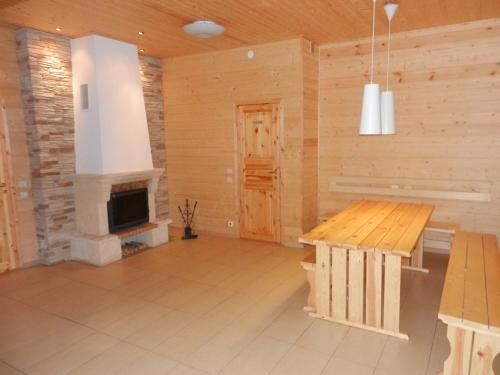 Матросы: Khvoyny Guest House