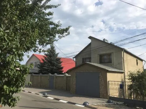 Саратов: Guest House Chernigovskaya