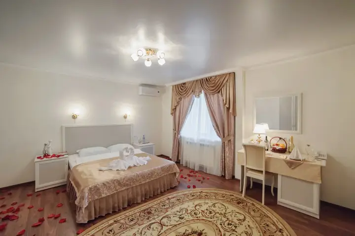 Саратов: Отель Венеция